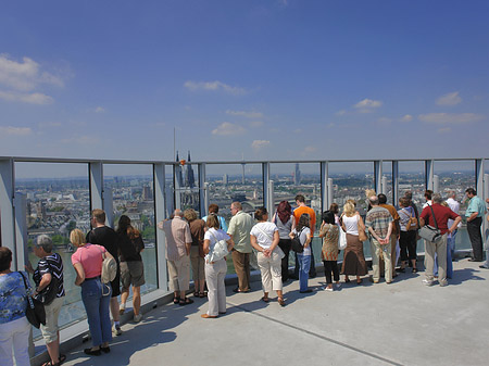 Foto Besucher gucken auf Köln - Köln