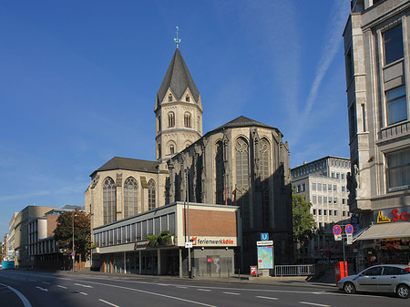 Fotos St Andreas mit Komödienstraße und Häusern