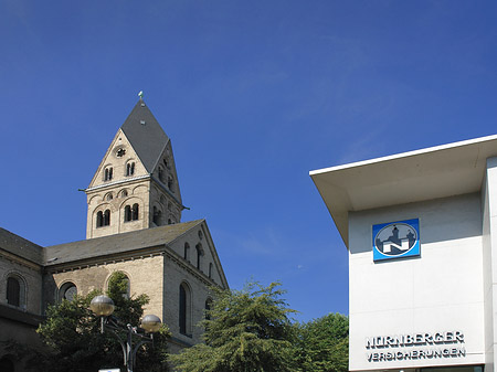 Foto Westturm der St Aposteln - Köln