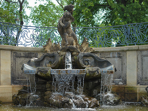 Fotos Delphinbrunnen