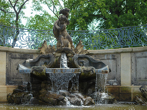 Fotos Delphinbrunnen