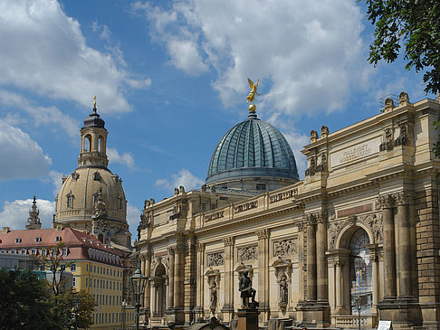 Foto Frauenkirche und Kunstakademie