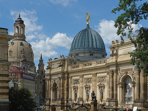 Foto Frauenkirche und Kunstakademie