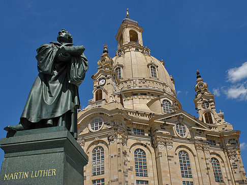 Frauenkirche und Lutherdenkmal