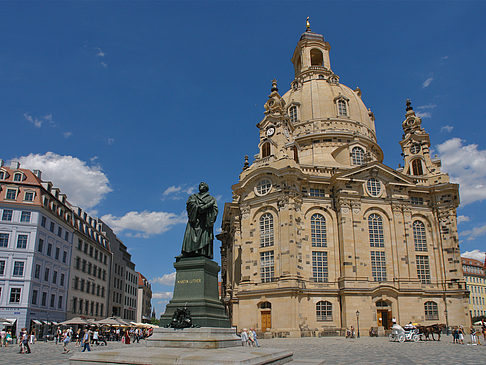 Foto Frauenkirche und Neumarkt - Dresden