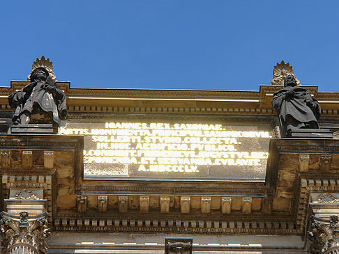 Foto König-Johann-Statue