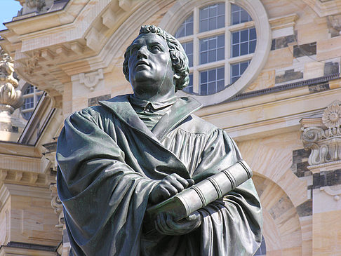 Martin Luther Denkmal an der Frauenkirche