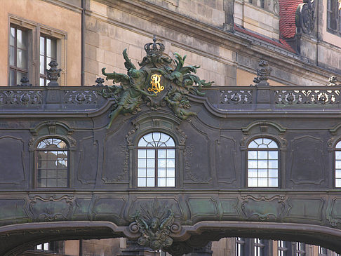 Foto Übergang zwischen 2 Häusern - Dresden